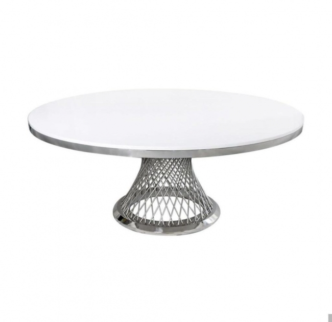 Round table with wire base design