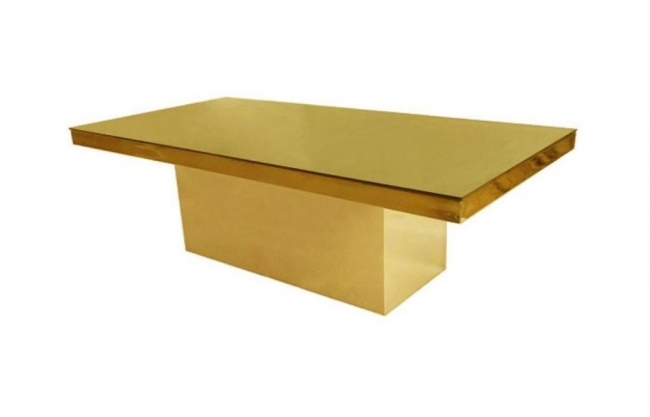 Modern gold table centerpiece