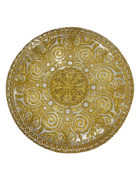 Elegant metallic design on decorative dish