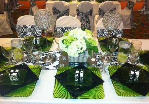 Elegant table setting with floral centerpiece
