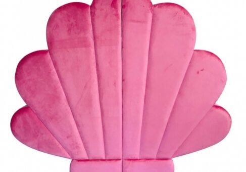 Pink shell-shaped headboard design