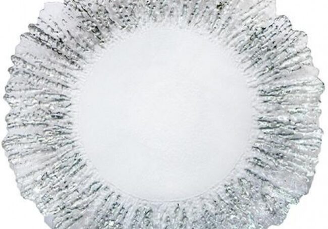 Textured glass plate with scalloped edges